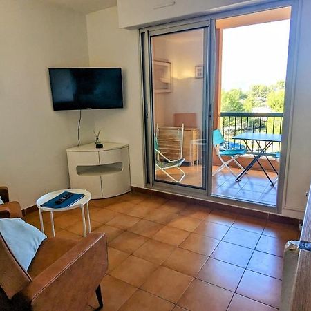 Appartement T2 bord et vue mer La Ciotat Extérieur photo