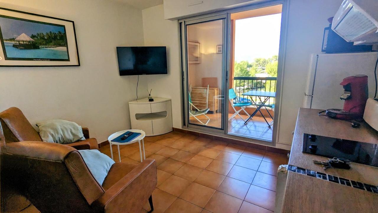 Appartement T2 bord et vue mer La Ciotat Extérieur photo